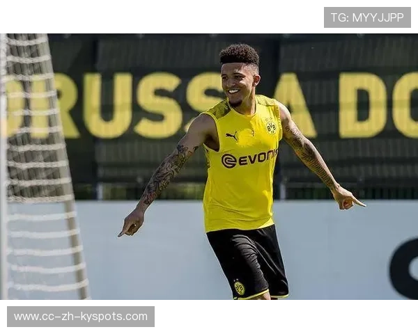 曼联或将卖身传闻引发更衣室内讧——背后隐藏的暗流